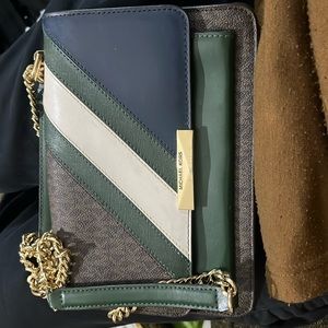 Michael kors handbag